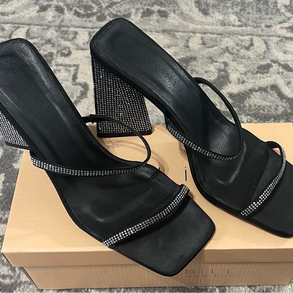 Billini Rhinestone Dress Shoes! - Picture 2 of 3